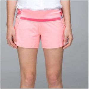 Lululemon speed-up short - size 6 pink floral